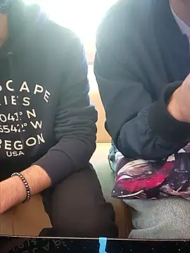 Snapshot of HitShelf chatting on 01.11.26 HitShelf online show from 01.11.26