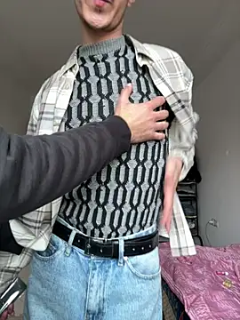 Snapshot of HitShelf chatting on 02.09.26 HitShelf online show from 02.09.26