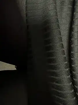 Snapshot of HiddenHoneyLDN chatting on 02.20.26 HiddenHoneyLDN online show from 02.20.26