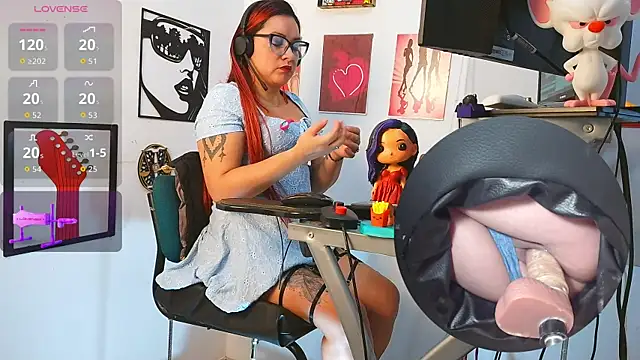 leidydi223 online show from 04.14.26