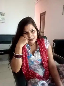 Snapshot of Shivani5555 chatting on 09.20.25 Shivani5555 online show from 09.20.25