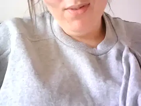 Snapshot of MISTRESSSONIA chatting on 01.24.25 MISTRESSSONIA online show from 01.24.25