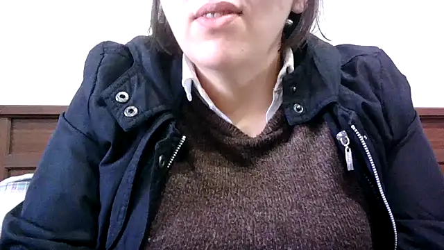 Snapshot of MISTRESSSONIA chatting on 03.17.25 MISTRESSSONIA online show from 03.17.25