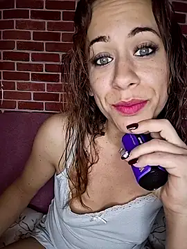 HotGinger66 online show from 05.18.26