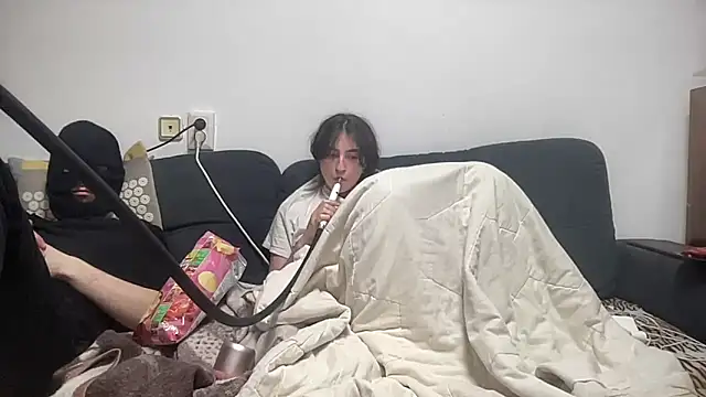 Snapshot of Rosea_Champagne chatting on 09.28.25 Rosea Champagne online show from 09.28.25