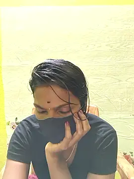 Honey rosetamil online show from 12.21.25