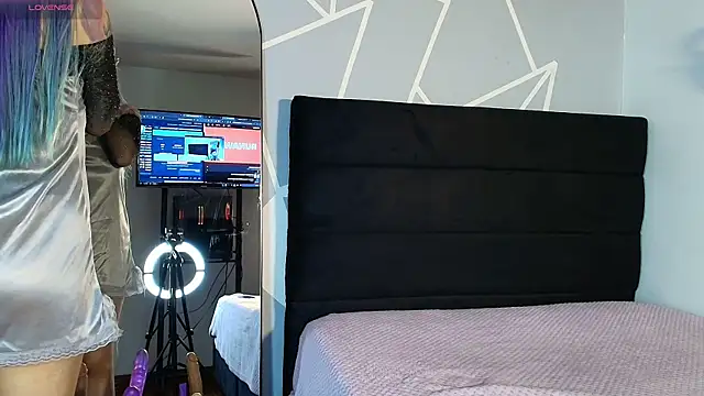 Snapshot of karlamoon23 chatting on 03.30.26 karlamoon23 online show from 03.30.26