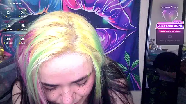 SpicyNice420 online show from 05.26.26
