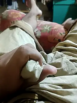 Snapshot of zayaan0 chatting on 09.19.25 zayaan0 online show from 09.19.25