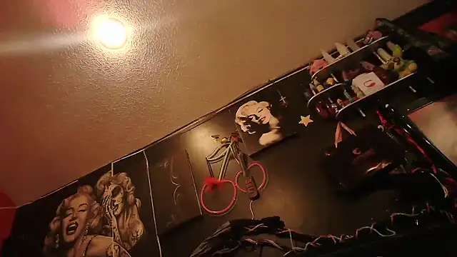 Snapshot of Splash_Queen420 chatting on 02.22.26 Splash Queen420 online show from 02.22.26