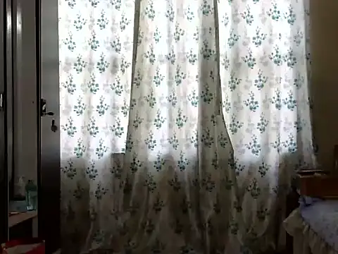 Snapshot of rekha_1508 chatting on 09.30.25 rekha 1508 online show from 09.30.25