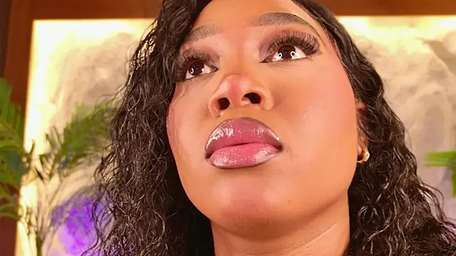 alisonn moon online show from 02.11.26