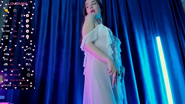 Snapshot of _ember_void_ chatting on 11.21.25 ember void online show from 11.21.25