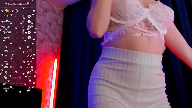 Snapshot of _ember_void_ chatting on 11.30.25 ember void online show from 11.30.25