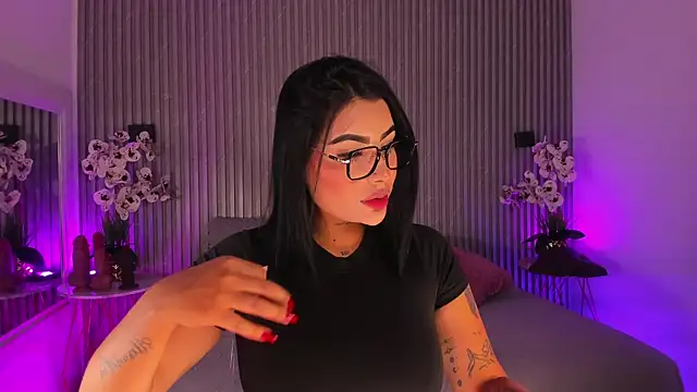 MaddyGray  online show from 02.28.26