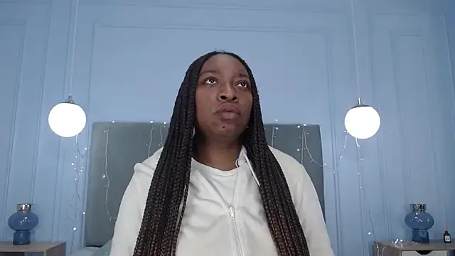 NatashaSilver online show from 09.18.25