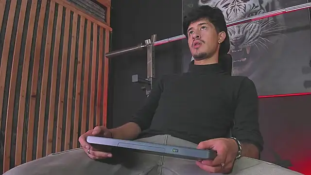 DimitriDeluxe online show from 11.13.25