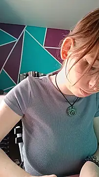 Snapshot of LadyFreyna chatting on 04.21.26 LadyFreyna online show from 04.21.26