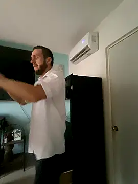 Alexitho25 online show from 10.08.25