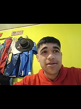Snapshot of juanfritaa21 chatting on 10.10.25 juanfritaa21 online show from 10.10.25