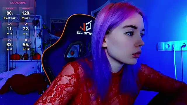 Kiara Dream online show from 10.30.25