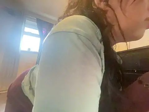 Snapshot of Curvysapphire chatting on 03.15.26 Curvysapphire online show from 03.15.26