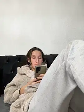 Emilia Mausi online show from 03.10.26