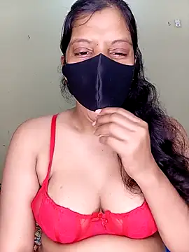 Snapshot of Rose-luckey chatting on 10.18.25 Rose-luckey online show from 10.18.25