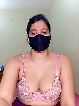 Rose-luckey online show from 03.10.26