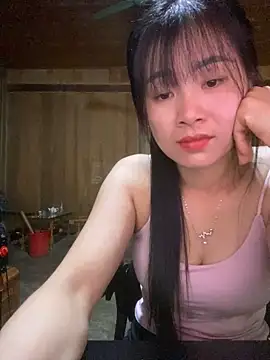 Snapshot of One-nice chatting on 09.25.25 One-nice online show from 09.25.25