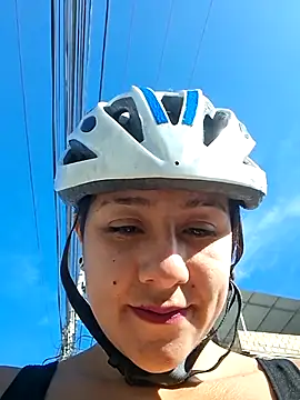 Snapshot of CAROLINE__07 chatting on 09.23.25 CAROLINE 07 online show from 09.23.25