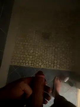 Snapshot of Avrupa8590 chatting on 10.27.25 Avrupa8590 online show from 10.27.25