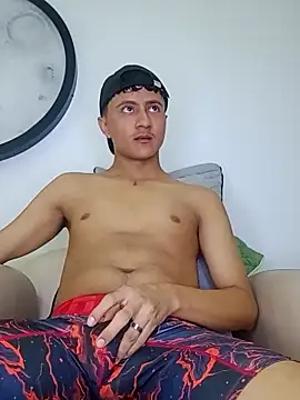  Leohot  online show from 04.01.26