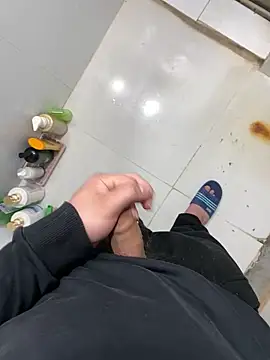 Snapshot of anhye8 chatting on 02.13.26 anhye8 online show from 02.13.26