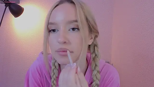 PickmeBabby online show from 10.17.25