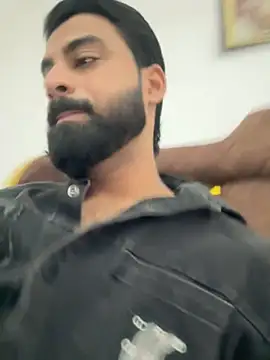 hottestboy03 online show from 11.12.25