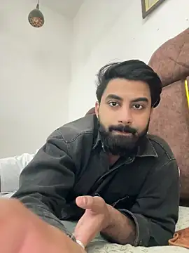 hottestboy03 online show from 12.04.25