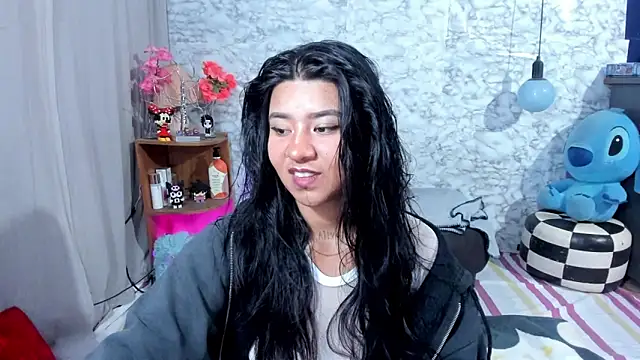 Snapshot of Shaden_11 chatting on 09.12.25 Shaden 11 online show from 09.12.25