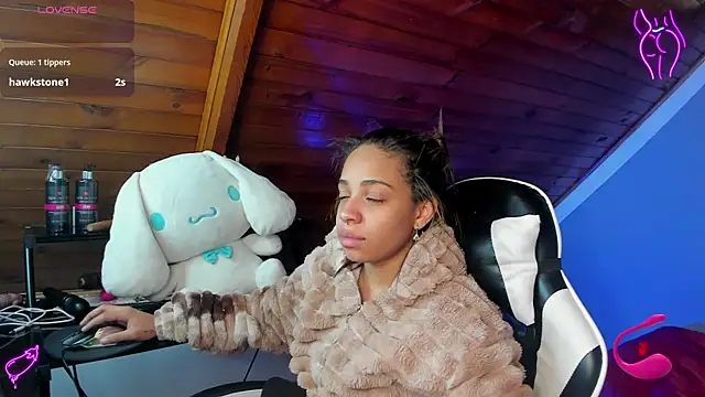 yumi hanna online show from 01.08.26