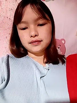 XoiXoi232 online show from 11.25.25