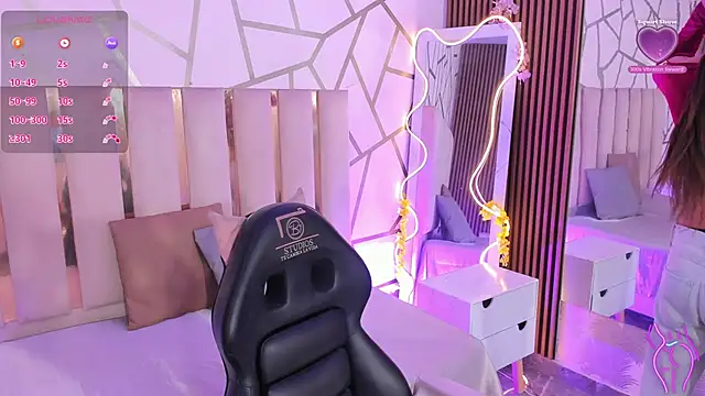 CYRUS TAY online show from 04.16.26