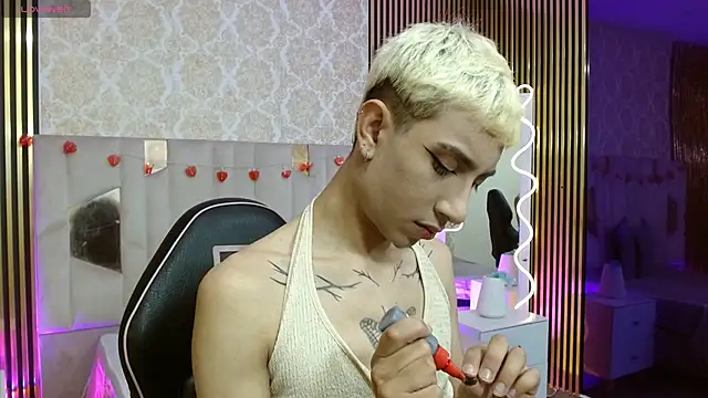 CYRUS TAY online show from 06.03.26