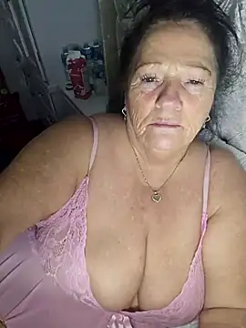 Snapshot of Angeldelightt chatting on 03.11.26 Angeldelightt online show from 03.11.26