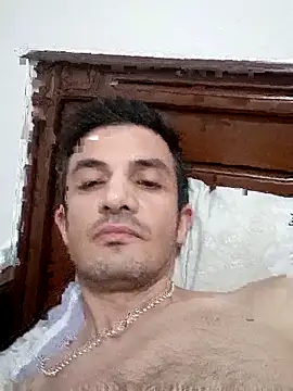 Snapshot of OGUZOZAN chatting on 09.15.25 OGUZOZAN online show from 09.15.25