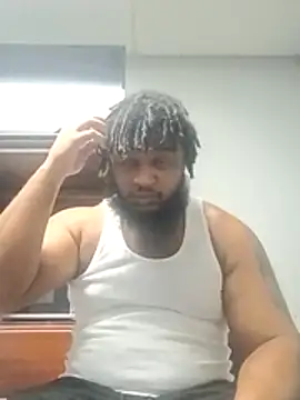 Longthickdick33 online show from 12.15.25