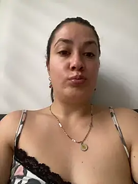 Snapshot of Abby-LS chatting on 05.01.26 Abby-LS online show from 05.01.26