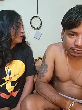 Snapshot of Hotbhabi305 chatting on 02.22.26 Hotbhabi305 online show from 02.22.26