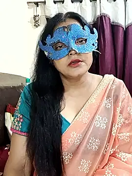 Snapshot of MEERAcle chatting on 04.17.26 MEERAcle online show from 04.17.26