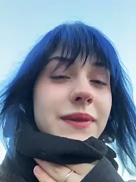 Only April online show from 03.13.26