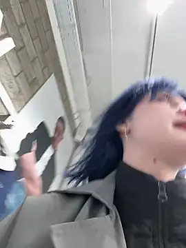 Only April online show from 04.17.26